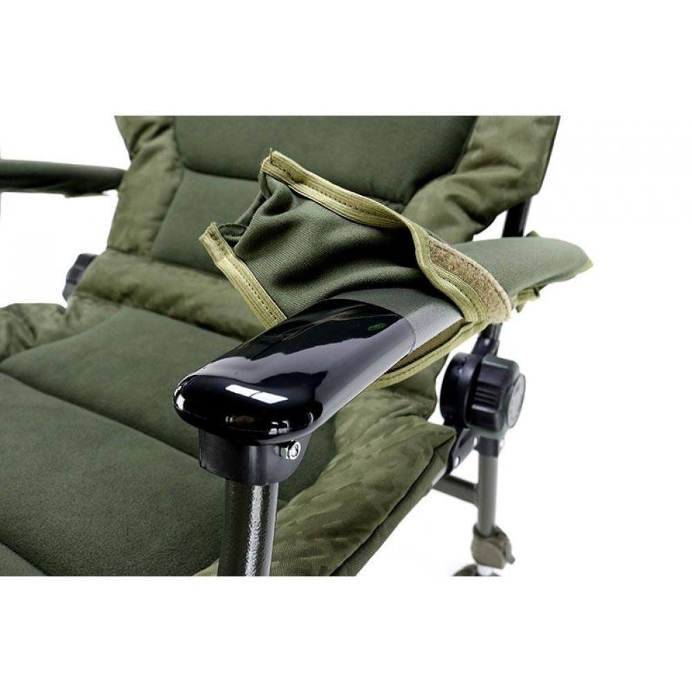 Carp Pro DIAMOND COMFORT CHAIR with PILLOW…..